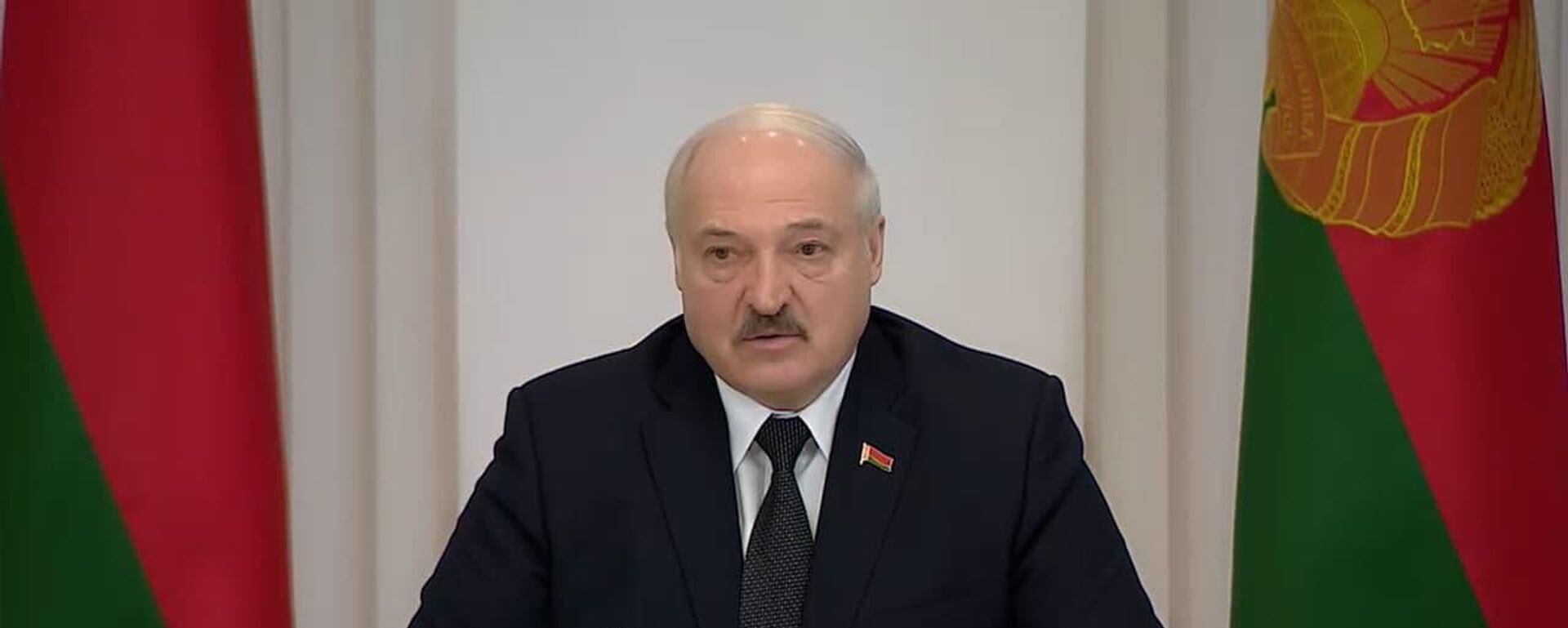 Лукашенко оценил новый проект Конституции – видео 
 - Sputnik Беларусь, 1920, 04.11.2021