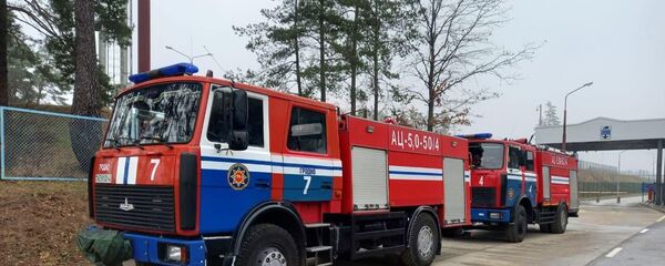 В пункте пропуска Брузги  дежурят пожарные - Sputnik Беларусь