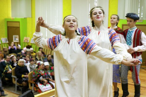 А у цэнтры культуры адбылося свята &quot;Танцы да апошняга музыкі&quot;. - Sputnik Беларусь