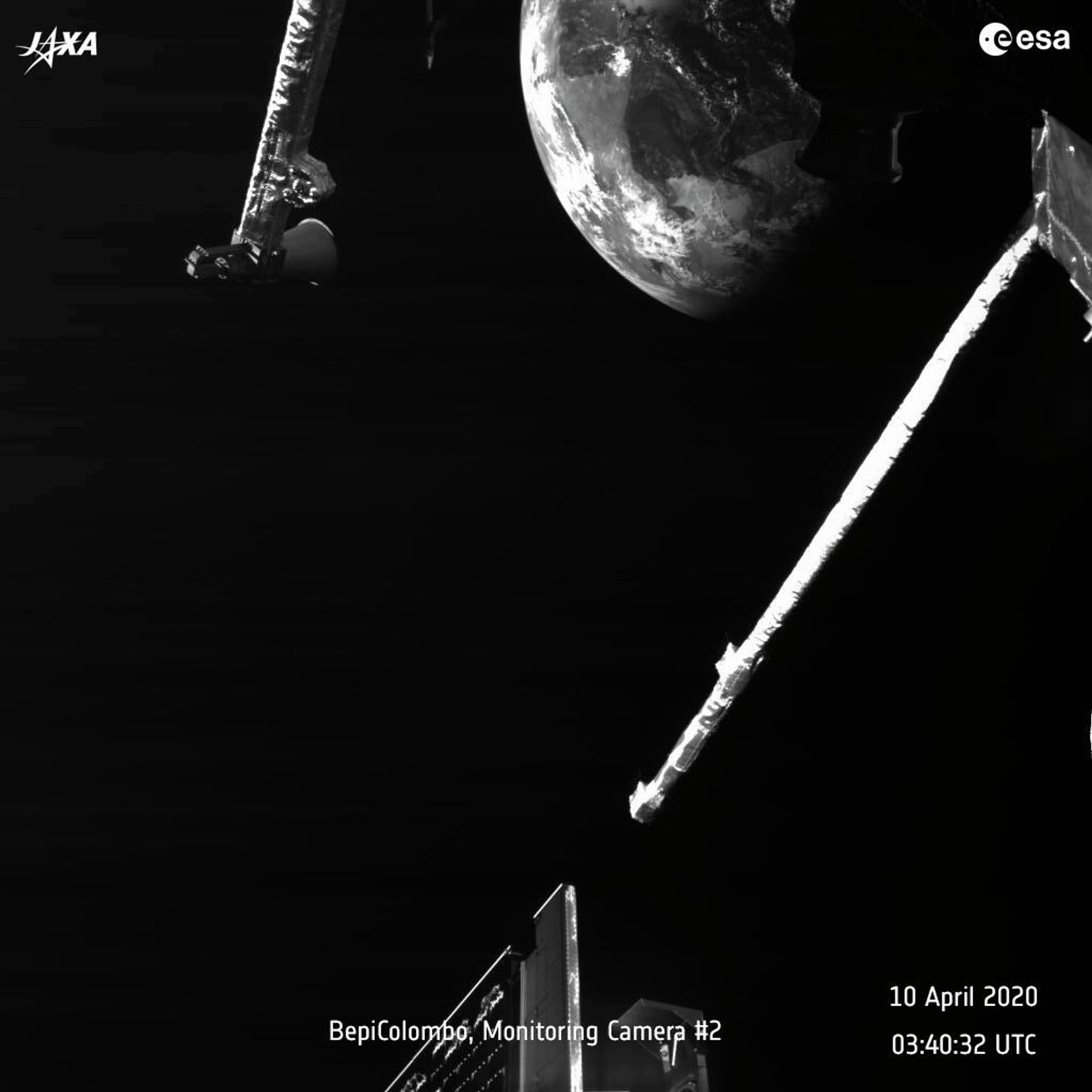 Земля, видимая с космического зонда BepiColombo, летящего к Меркурию - Sputnik Беларусь, 1920, 24.11.2021