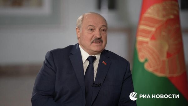 Лукашенко рассказал, почему вывел из Беларуси ядерное оружие - Sputnik Беларусь