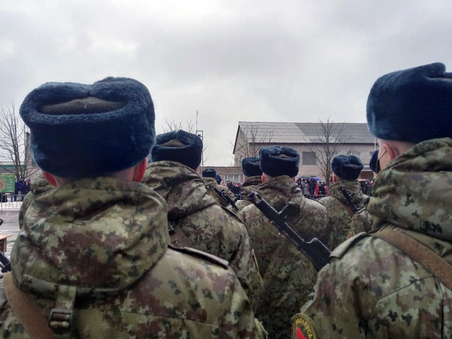 Украина белоруссия новости на сегодня. Белорусские войска на Украине 2022. Украинские военные. Военные на границе. Белорусские военные на границе.