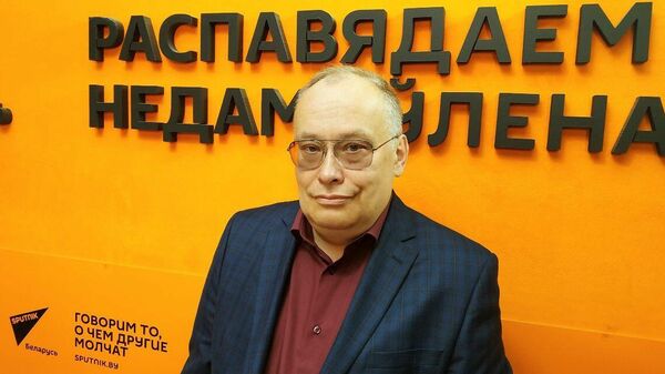 Эксперт об экстремистах: молоды и откровенно слабы умом - Sputnik Беларусь