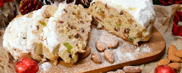 Рождественский кекс Штоллен  - Sputnik Беларусь