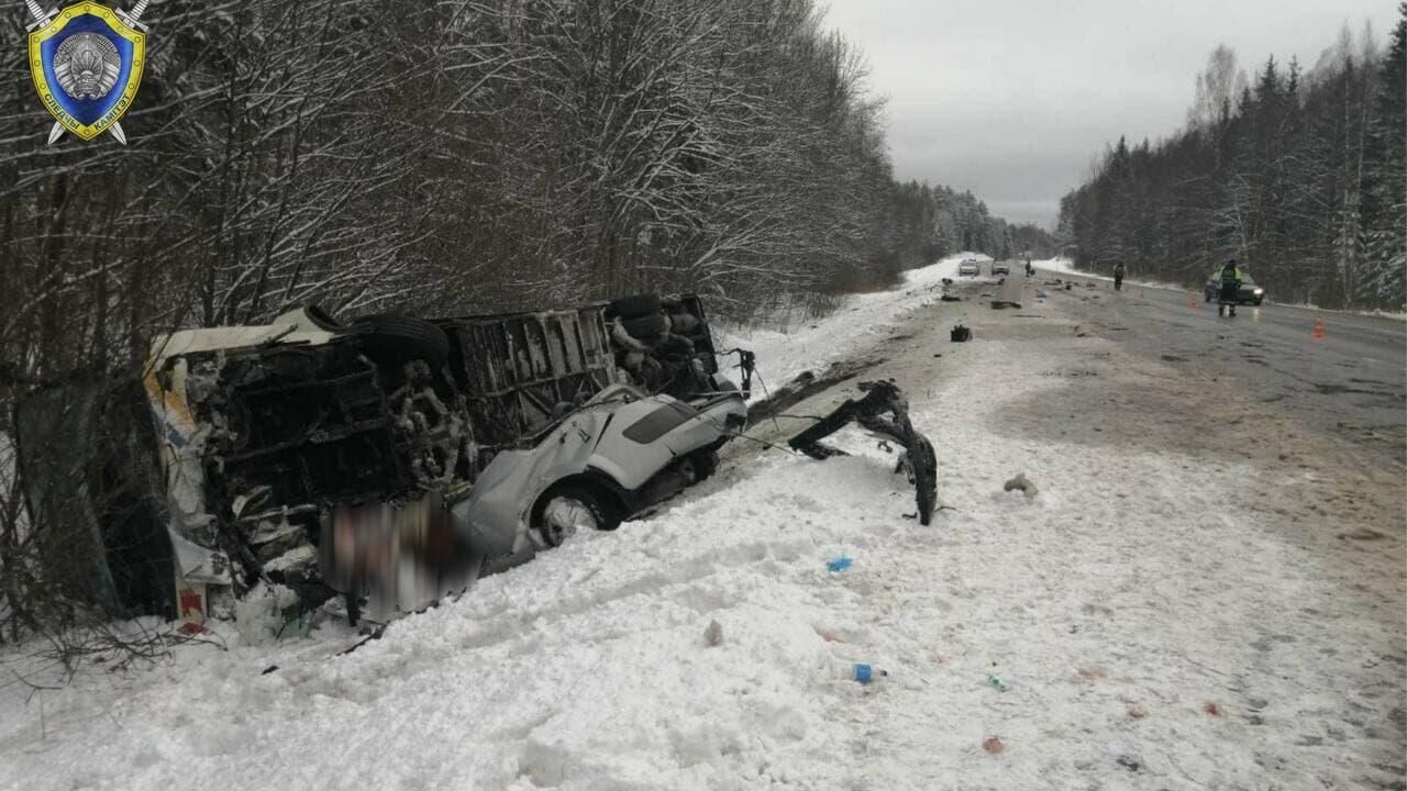 Компенсации и возвращение на родину: что ждет россиян, пострадавших в ДТП -  03.01.2022, Sputnik Беларусь