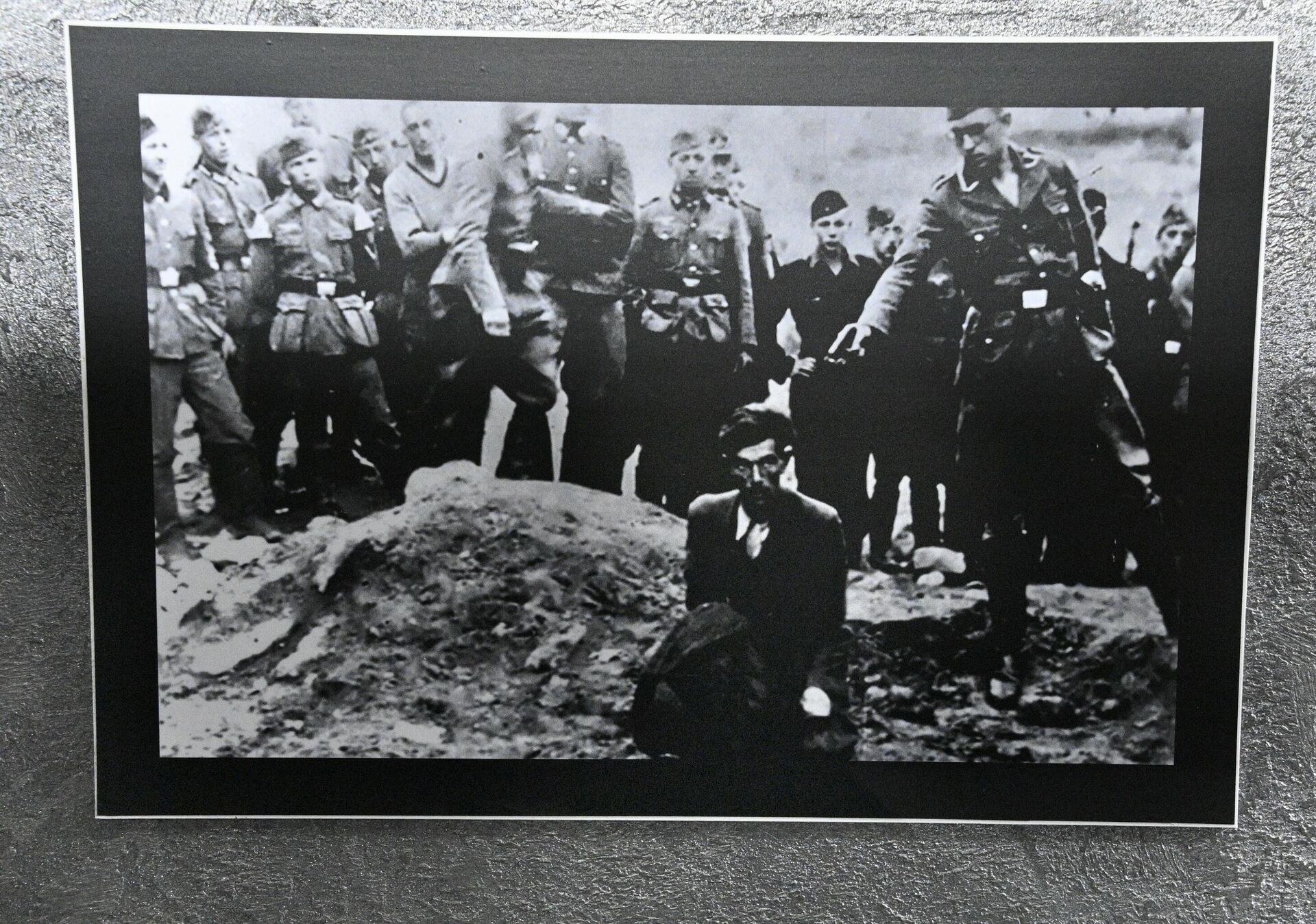 Фото из музея подвига советских военнопленных - узников Шталага-352 - Sputnik Беларусь, 1920, 20.01.2022