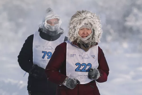 Участники Международного самого холодного в мире марафона в Якутии  - Sputnik Беларусь