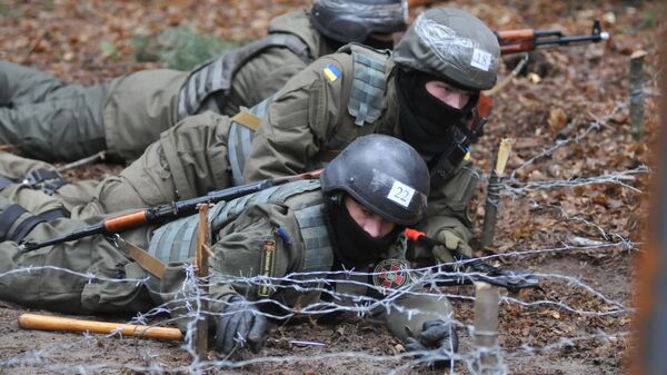 Привезли бочки с заразой: на Украине готовят новую провокацию против России? - Sputnik Беларусь