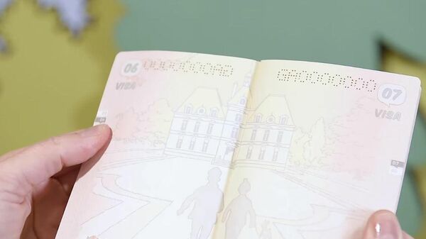 Бельгийский паспорт с комиксами - Sputnik Беларусь