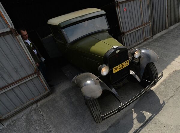 Образцом ГАЗ-АА послужил американский грузовик Форд модели АА образца 1930 года, но впоследствии был перепроектирован по отечественным чертежам. - Sputnik Беларусь