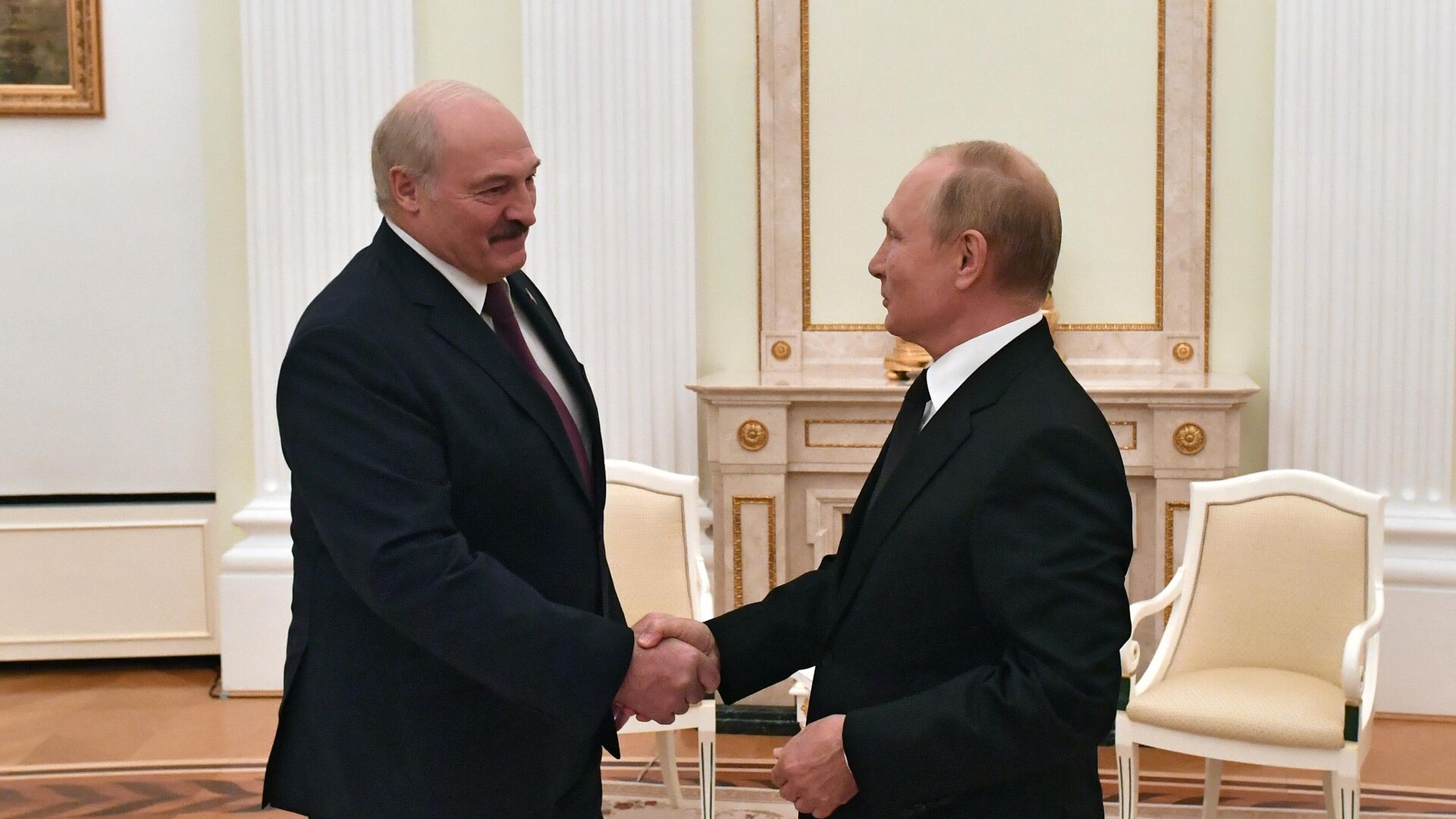 Президент Беларуси Александр Лукашенко и президент РФ Владимир Путин  - Sputnik Беларусь, 1920, 07.04.2022