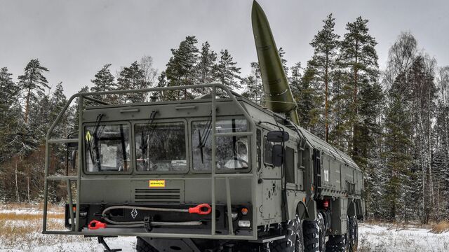 Беларусь рассчитывает получить бесплатно часть вооружения от России - 17.02.2022, Sputnik Беларусь