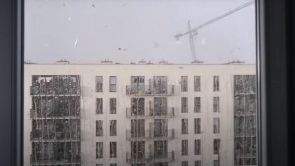 Сильный ветер повалил башенный кран в Кракове - Sputnik Беларусь