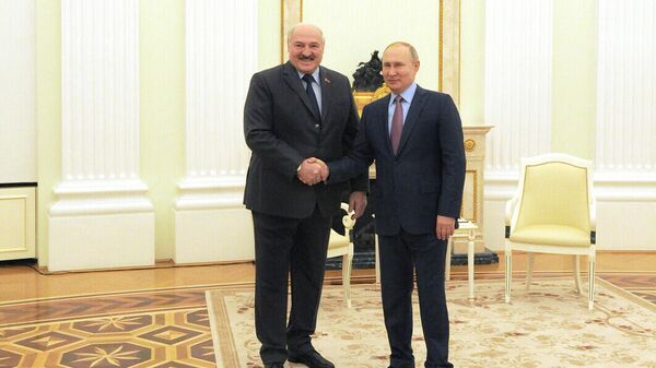 Президент Беларуси Александр Лукашенко и Президент России Владимир Путин проводят переговоры в Кремле - Sputnik Беларусь