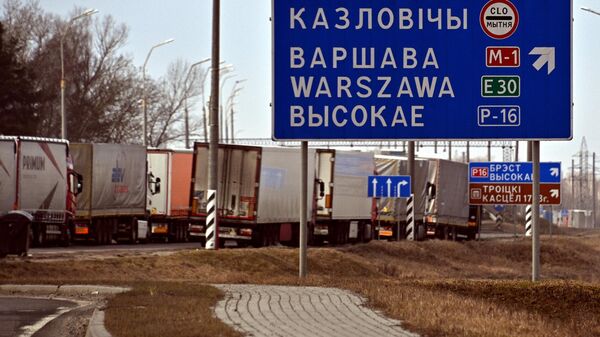 Фуры на белорусско-польской границе - Sputnik Беларусь