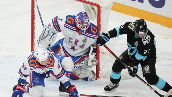 Хоккеисты минского Динамо уступили в третьем матче питерскому СКА - Sputnik Беларусь