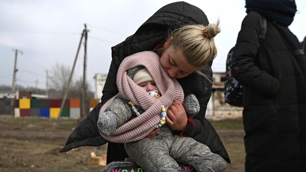 Беженцы из Мариуполя - Sputnik Беларусь
