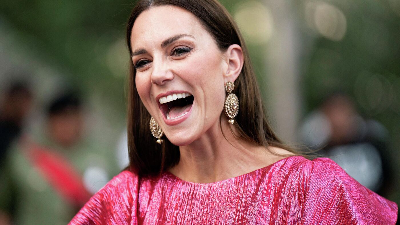 Әйелдің қынапқа сексуалды шарды енгізген порно видеосы Сіз алғаш рет жыныстық қатынасқа түскеннен кейін ауырып қалуыңыз мүмкін бе?