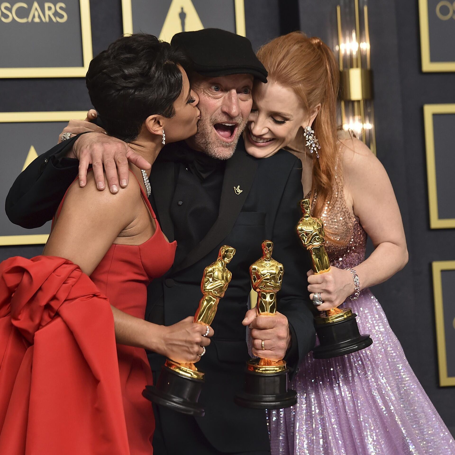 Победители номинации оскар. Кинопремия Оскар 2022. Мадонна Оскар 2022. Оскар (кинопремия, 2024).