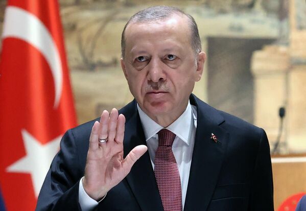 Президент Турции Реджеп Тайип Эрдоган заявил, что переговоры могут содействовать встрече лидеров России и Украины.  - Sputnik Беларусь