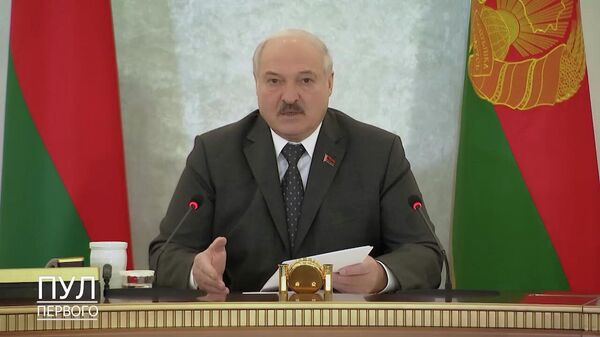 Лукашенко: переговоров по Украине без Беларуси быть не может - видео - Sputnik Беларусь