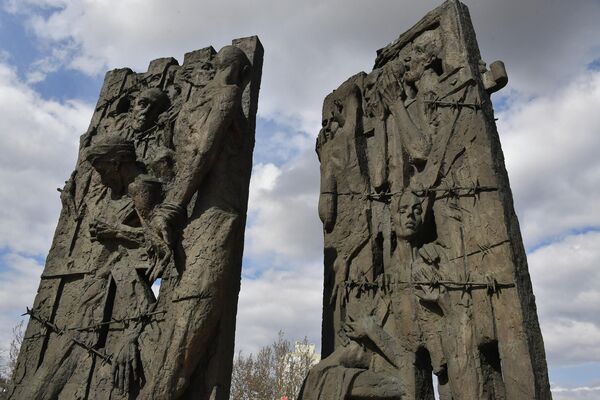 В Тростенце почтили память узников фашистских концлагерей - Sputnik Беларусь