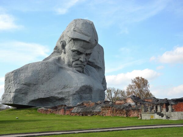 Главный монумент &quot;Мужество&quot; - Sputnik Беларусь