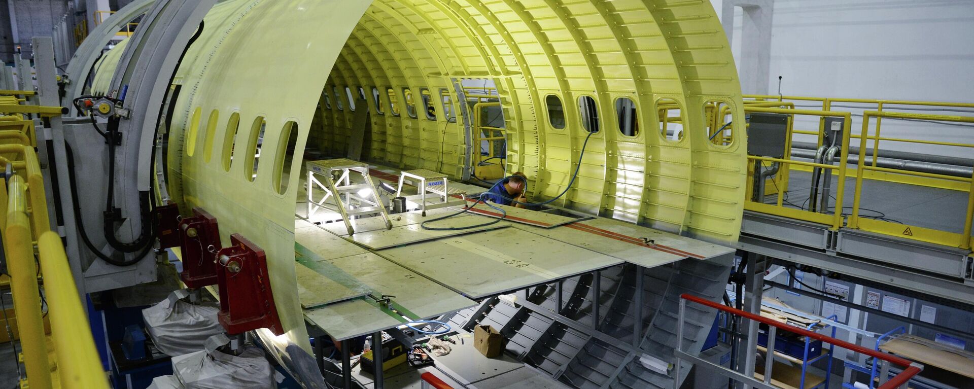 Цэх зборкі самалёта МС-21-300 - Sputnik Беларусь, 1920, 29.05.2025