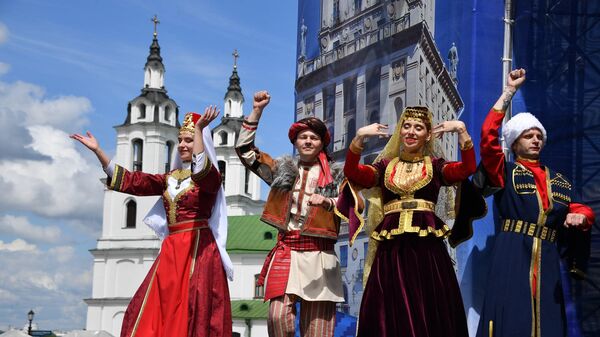 Як захаваць культурную спадчыну ва ўмовах глабалізацыі - відэа - Sputnik Беларусь