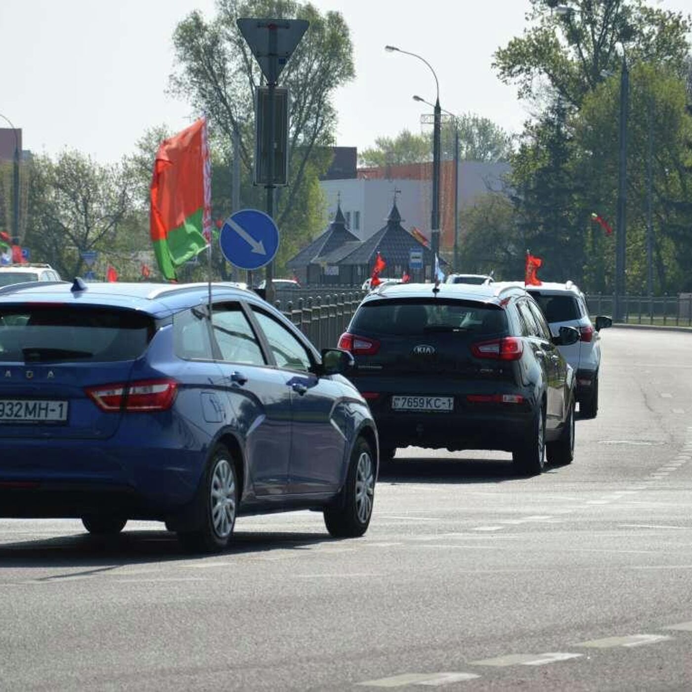 Более 200 машин приняли участие в автопробеге к 9 мая в Бресте -  07.05.2022, Sputnik Беларусь