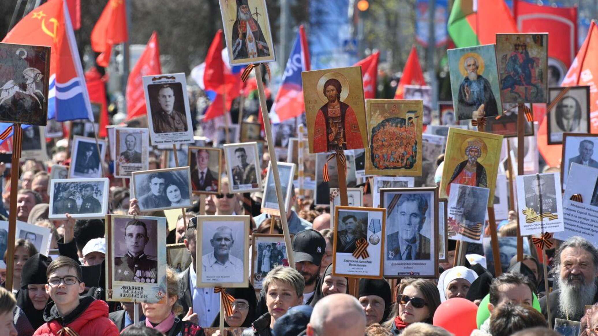 Демонстрация на 9 мая бессмертный полк