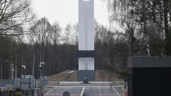Монумент Три Сестры (Монумент Дружбы) на стыке границ Беларуси, России и Украины  - Sputnik Беларусь