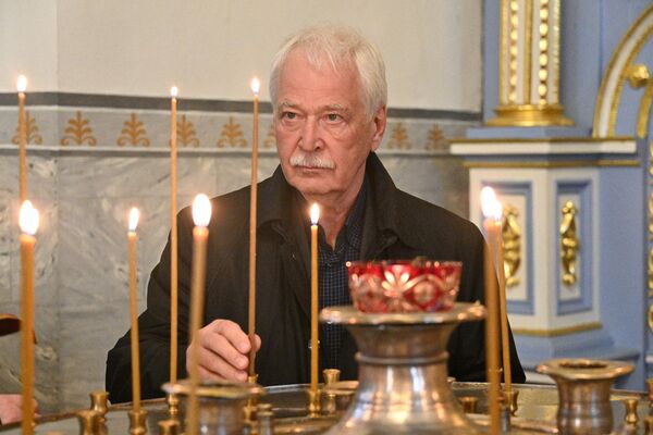 Посол РФ в Беларуси Борис Грызлов посещает Жировичский монастырь - Sputnik Беларусь