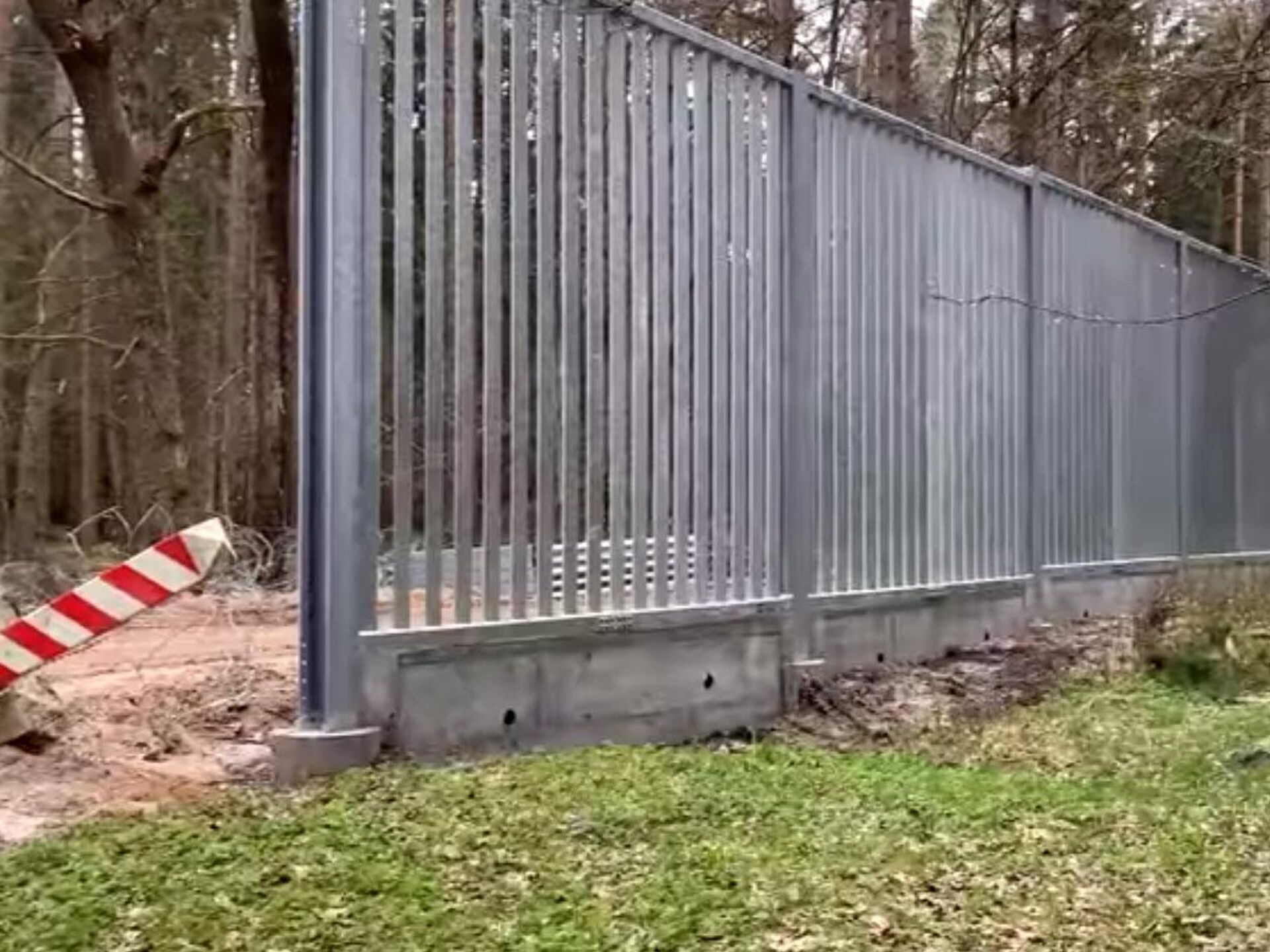 Забор польша беларусь