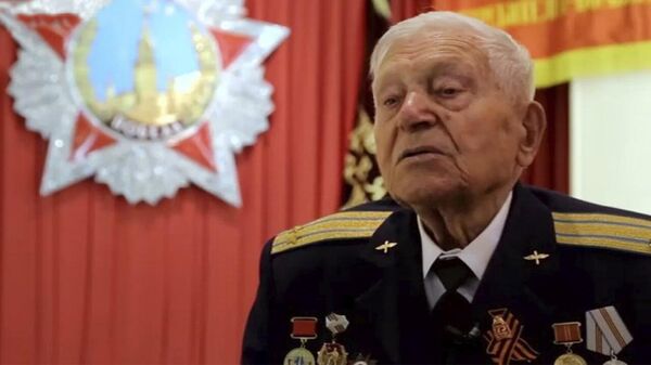 Ветеран из России вернулся в Беларусь, где служил в годы войны – видео - Sputnik Беларусь