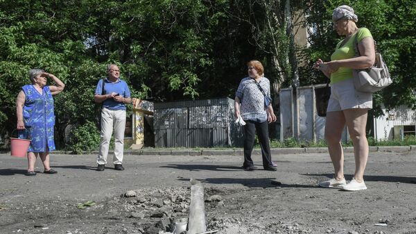 Последствия обстрелов Донецка украинскими войсками - Sputnik Беларусь