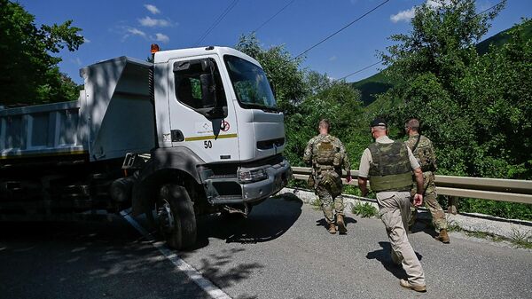 Солдаты НАТО на границе Сербии и Косово - Sputnik Беларусь