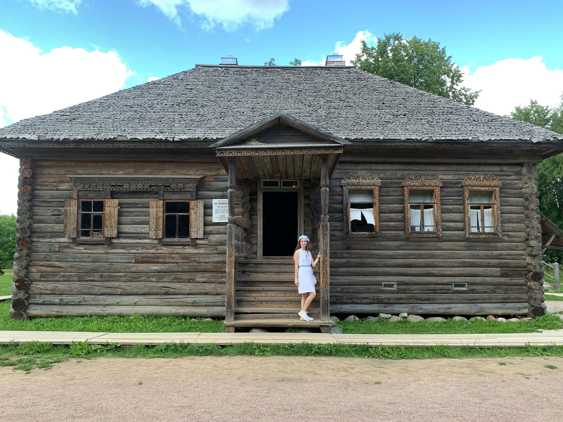В музее деревянного зодчества Витославицы - Sputnik Беларусь, 1920, 19.08.2022