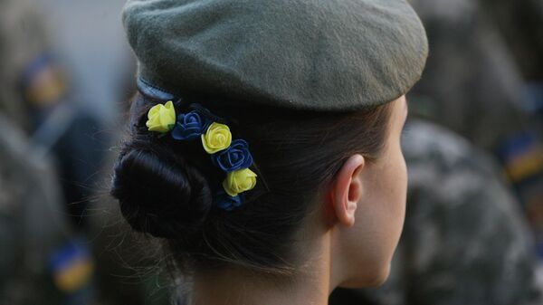 Украинская женщина-солдат, архивное фото - Sputnik Беларусь