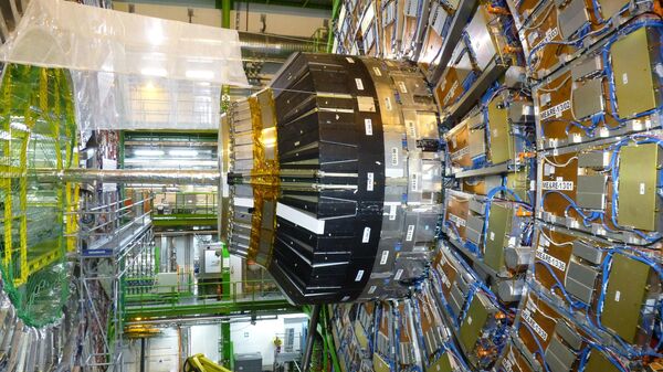 Элемент большого адронного коллайдера в ЦЕРНе - Sputnik Беларусь