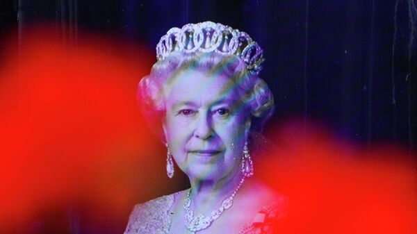 Портрет королевы Великобритании Елизаветы II - Sputnik Беларусь