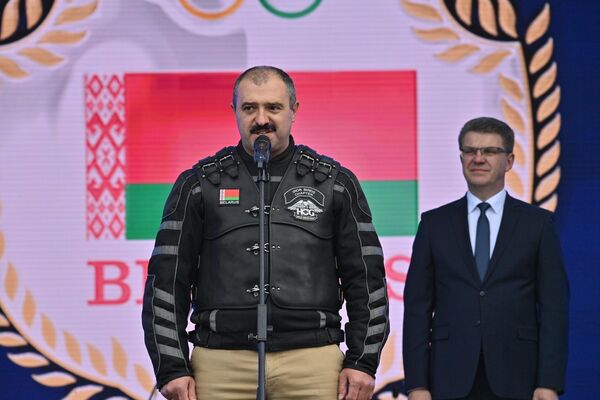 С поздравительной речью, приуроченной ко Дню города, выступил сын белорусского лидера Виктор Лукашенко. - Sputnik Беларусь