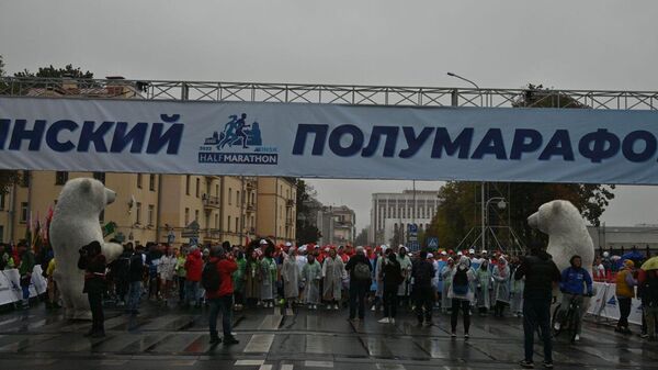 В Минске стартовал полумарафон - Sputnik Беларусь