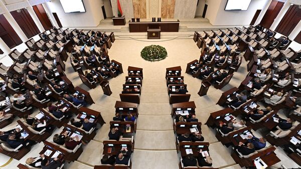 Палата представителей Беларуси открыла девятую сессию - Sputnik Беларусь