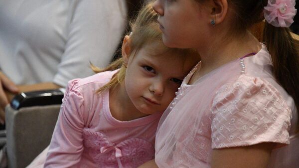 Дети из Донбасса приехали на отдых в Беларусь - Sputnik Беларусь