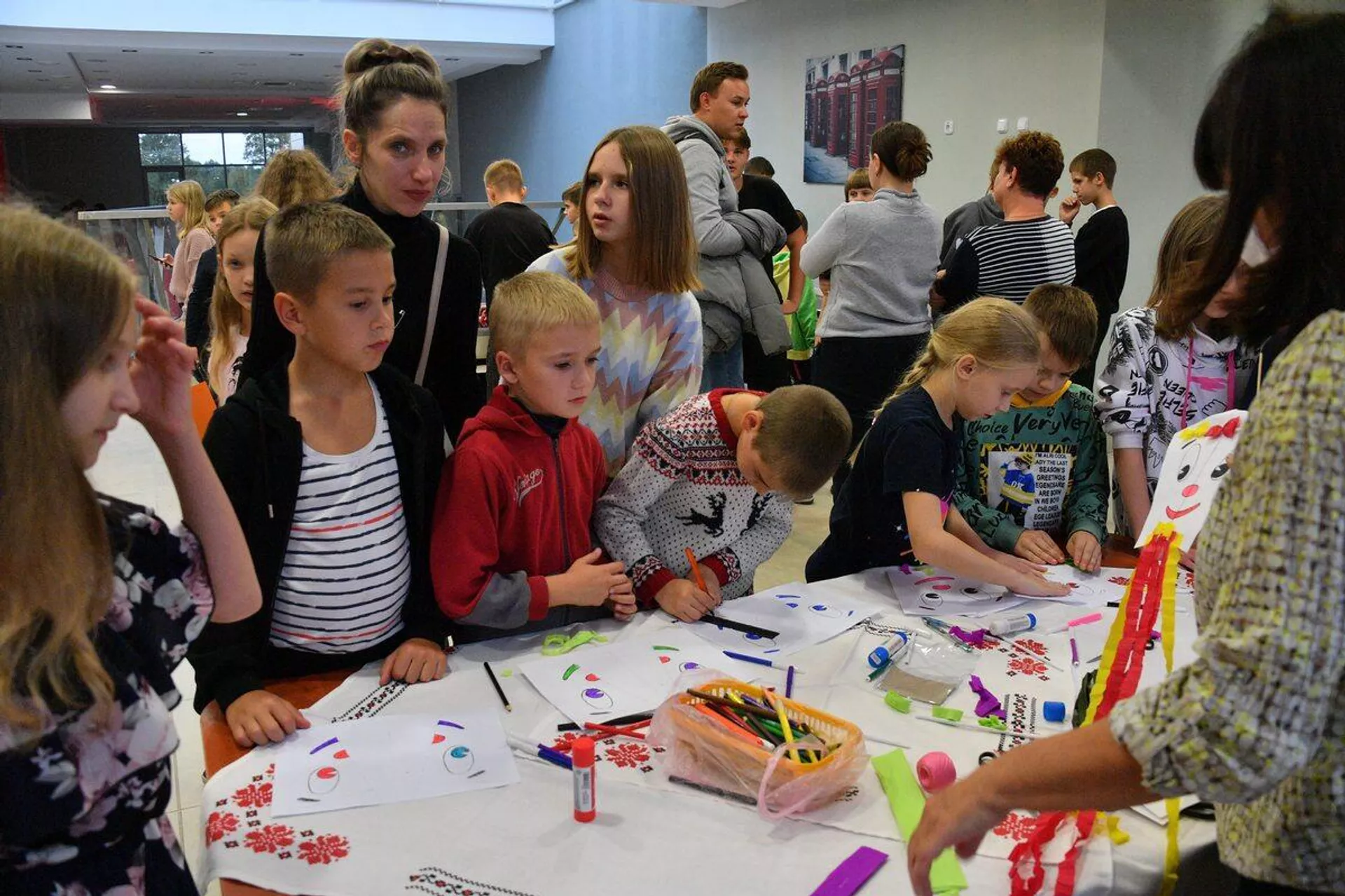  Мальчики и девочки в Беларуси радуются самым простым вещам - Sputnik Беларусь, 1920, 30.09.2022