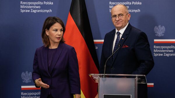 Министры иностранных дел Германии и Польши Анналена Бербок и Збигнев Рау - Sputnik Беларусь