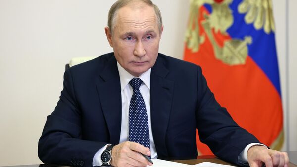 Путин проводит совещание с правительством - трансляция - Sputnik Беларусь