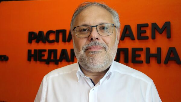Хазин: удар по Крымскому мосту развязывает нам руки - Sputnik Беларусь