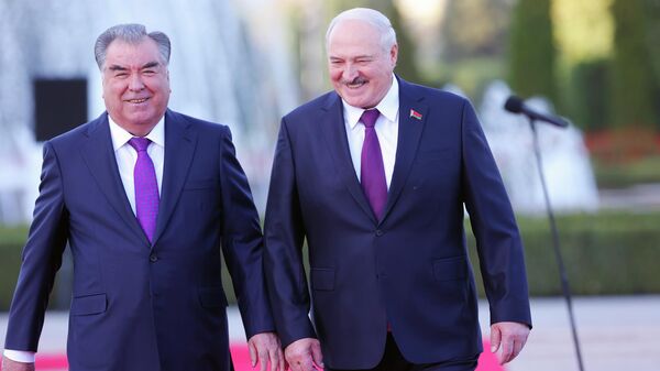 Эмамалі Рахмон і Аляксандр Лукашэнка - Sputnik Беларусь